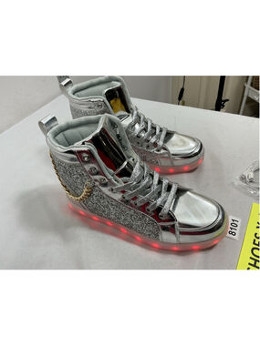 Adult NWOT Light Up High Top Ankle Booties Size 45 M 12 W 14 Silver